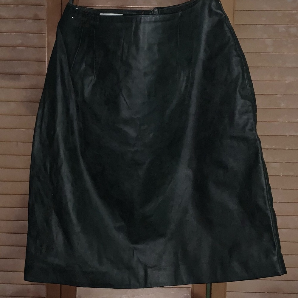 Bagatelle black leather skirt. Size 12